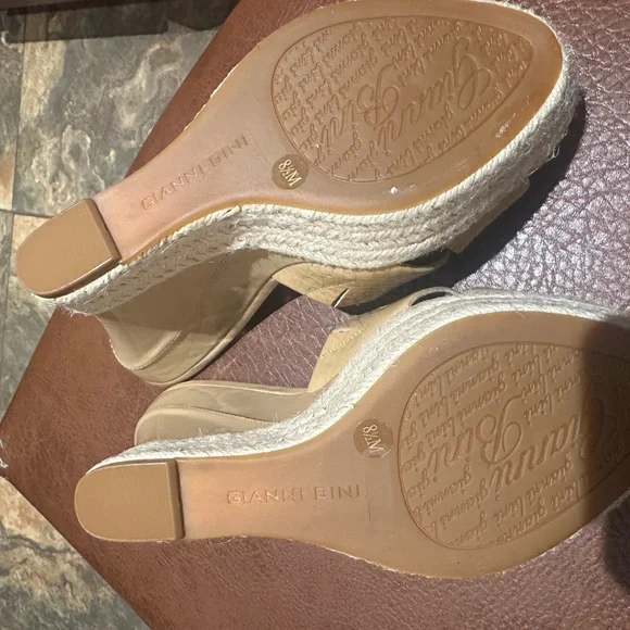 NEW Gianni Bini wedges size 8 1/2 - Picture 4 of 7